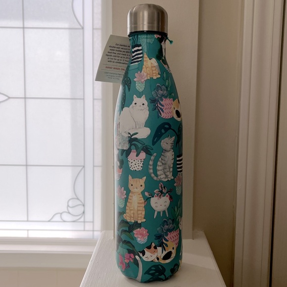 Clementine Cat 25oz Water Bottle - Picture 2 of 3